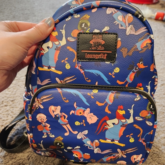 LOUNGEFLY SPACEJAM BACKPACK (RARE) - Picture 2 of 6